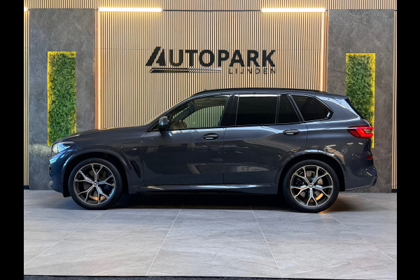 BMW X5 XDrive45e High Executive M-SPORT|PANO|HuD|H&K|360CAM|KEYLESS|TREKHAAK|AUTOPILOT|DEALER ONDERHOUDEN|SFEERVERLICHTING|VOL!