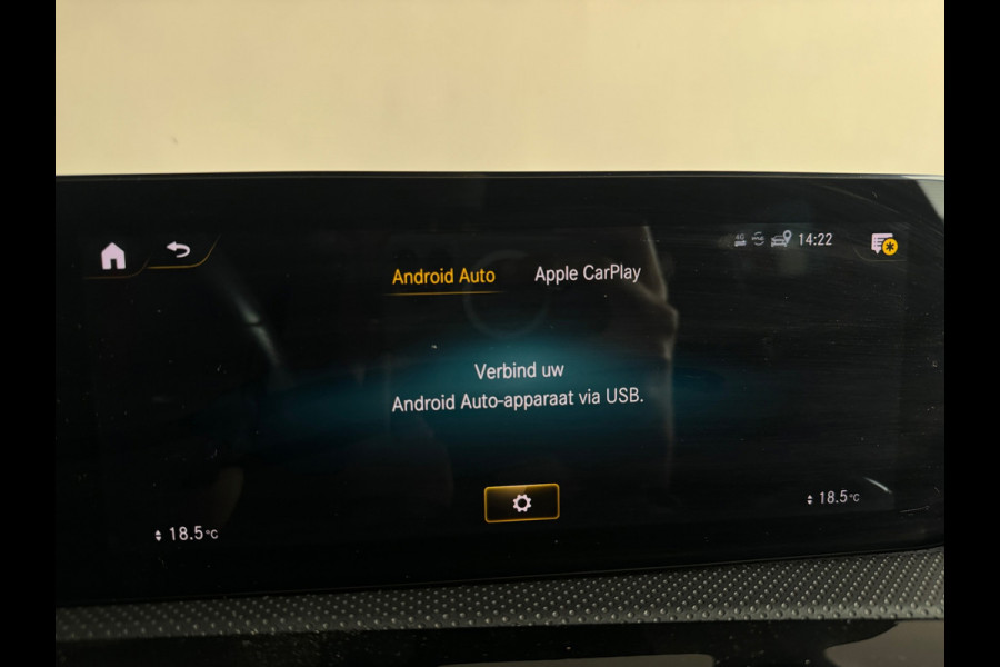 Mercedes-Benz CLA-Klasse 180 AMG Pano|Keyless|Sfeer|Memory|Stoelverwarming|AMG