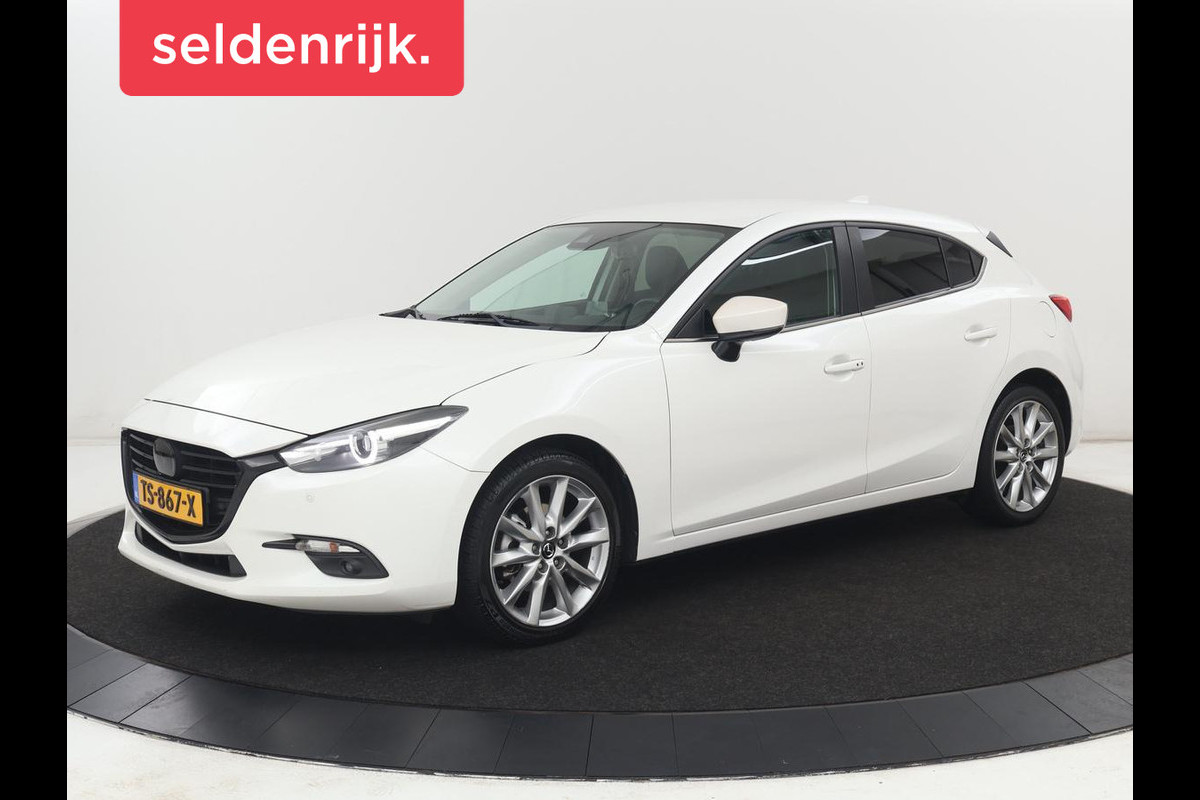 Mazda 3 2.0 SkyActiv-G 120 GT-M | Head-Up | Leder | Stoelverwarming | Adaptive cruise | Camera | Stuurverwarming | Bose Sound | Navigatie | Full LED | Keyless | Parkeerhulp | Climate control