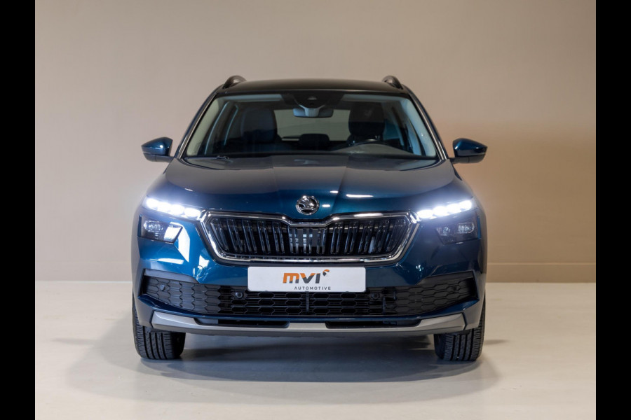 Škoda Kamiq 1.0 TSI Style 110pk / Elektrisch verstelbare stoelen / Panoramadak / Trekhaak / Dodehoek detectie / Achteruitrijcamera / Navigatie / Apple carplay /