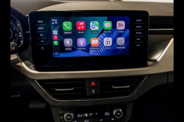 Škoda Kamiq 1.0 TSI Style 110pk / Elektrisch verstelbare stoelen / Panoramadak / Trekhaak / Dodehoek detectie / Achteruitrijcamera / Navigatie / Apple carplay /