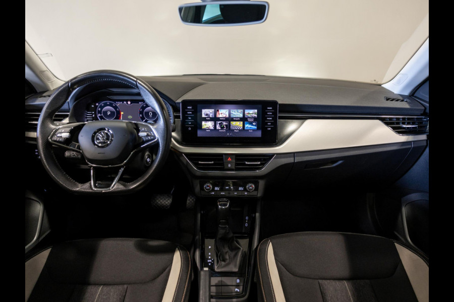 Škoda Kamiq 1.0 TSI Style 110pk / Elektrisch verstelbare stoelen / Panoramadak / Trekhaak / Dodehoek detectie / Achteruitrijcamera / Navigatie / Apple carplay /