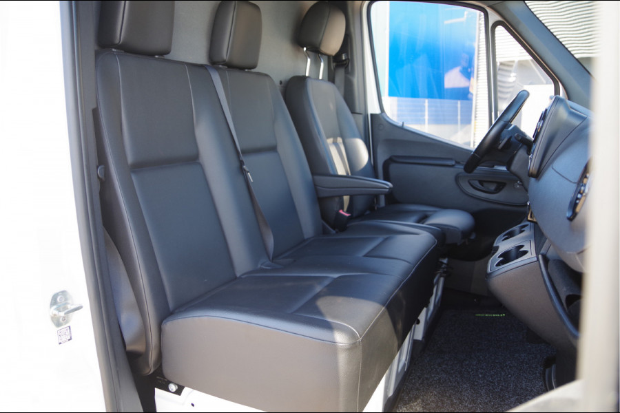 Mercedes-Benz Sprinter 317 1.9 CDI L1H1 RWD AUT. LED, TREKHAAK, LEDER, 360 CAMERA, STANDKACHEL, STOELVERWARMING, LEDER STUUR, CRUISE