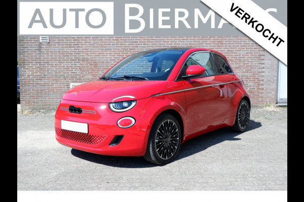 Fiat 500E La Prima 42 kWh / INCL. 12 mnd BOVAG / JBL-Speakers / Camera