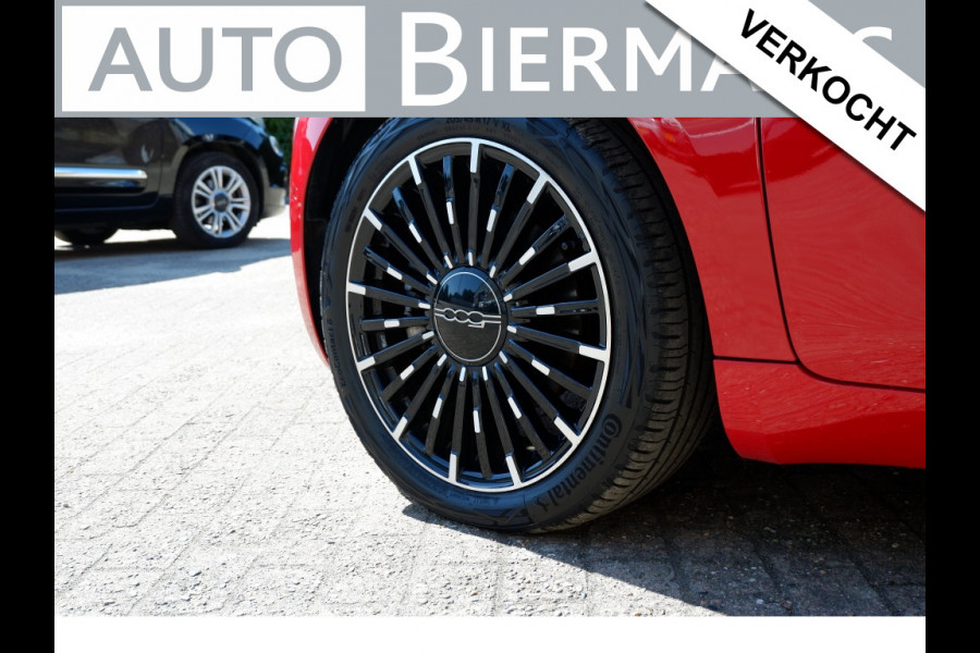 Fiat 500E La Prima 42 kWh / INCL. 12 mnd BOVAG / JBL-Speakers / Camera