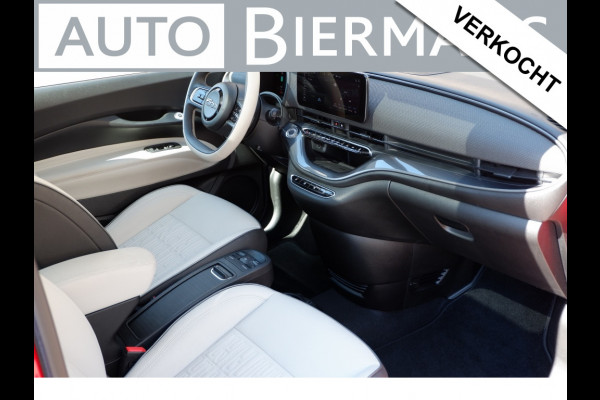 Fiat 500E La Prima 42 kWh / INCL. 12 mnd BOVAG / JBL-Speakers / Camera