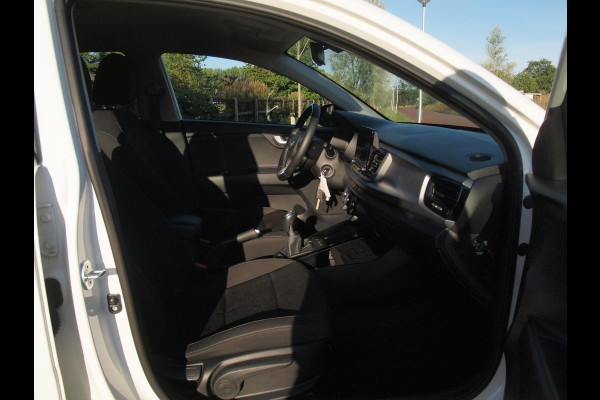 Kia Rio 1.0 T-GDi MHEV DynamicLine | Camera | Apple Carplay | Cruise Control | NL-Auto |