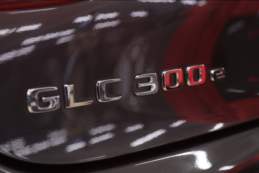 Mercedes-Benz GLC Coupé 300e 4MATIC PANO/CARPLAY/KEYLESS/SFEERVER/VOL