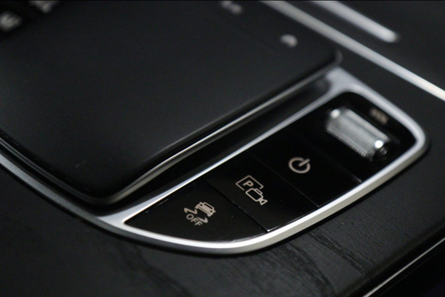 Mercedes-Benz GLC Coupé 300e 4MATIC PANO/CARPLAY/KEYLESS/SFEERVER/VOL