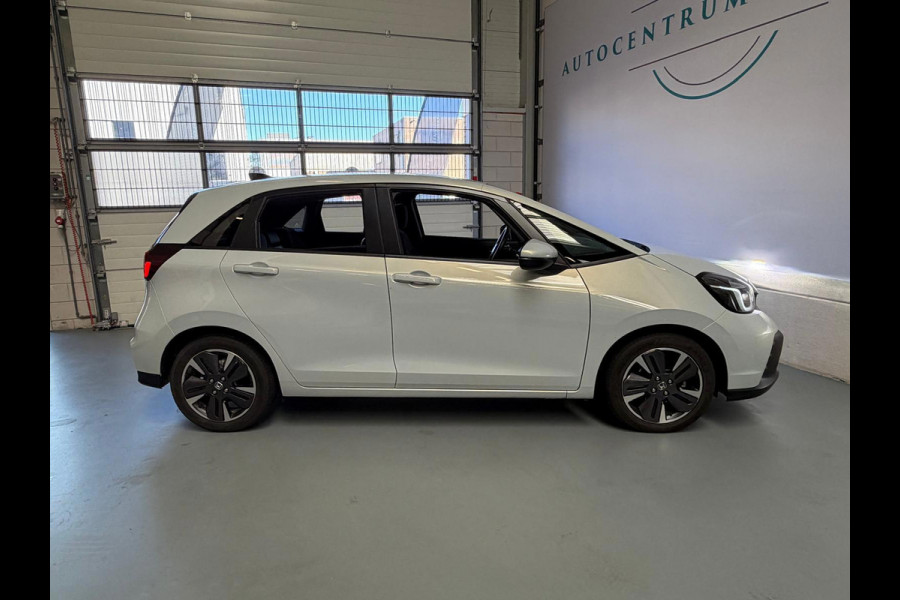 Honda Jazz 1.5 e:HEV Advance, 1 Jaar Bovag Garantie, Automaat, Camera, Stoel/Stuurverwarming, Carplay