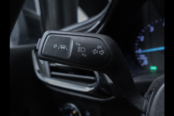 Ford Fiesta 1.1 Sport (APPLE CARPLAY,NAVI,LED,PDC,LANE ASSIST,DAB,BLUETOOTH,SPORTSTOELEN,LM VELGEN,NIEUWE APK,NETTE STAAT)
