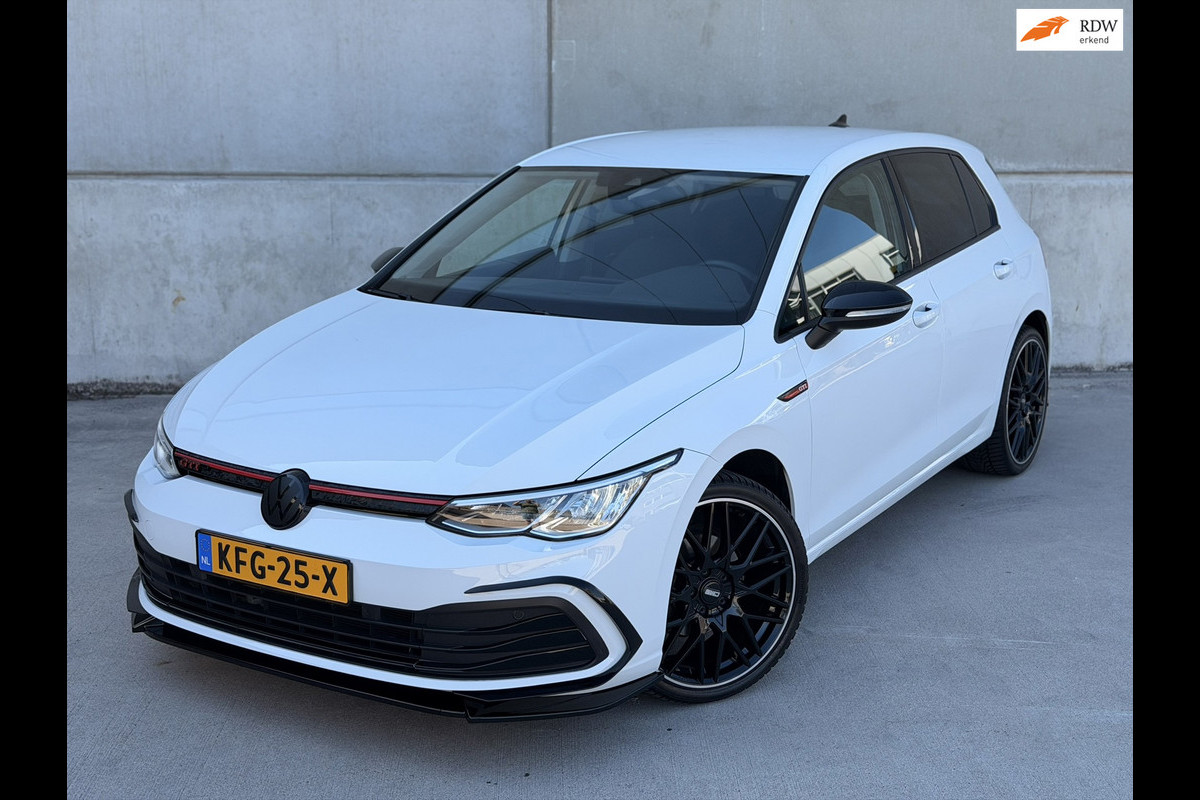 Volkswagen Golf 1.5 eTSI GTI 19'' CarPlay Sfeer Navi ACC Keyless Stuur-/stoelverwarming