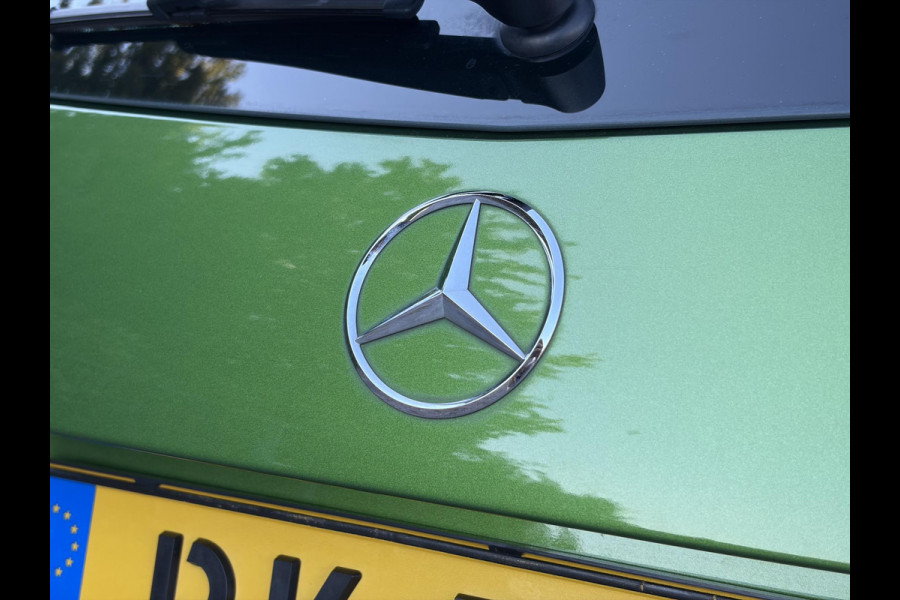 Mercedes-Benz A-Klasse 160 Ambition Automaat l Dealer Onderhouden l Pano l Carplay l Stoelverw l Navi l Halfleder l Pdc l LED l Clima l Cruise l Lm velgen l 102pk l N.A.P l Apk tot 07-2027