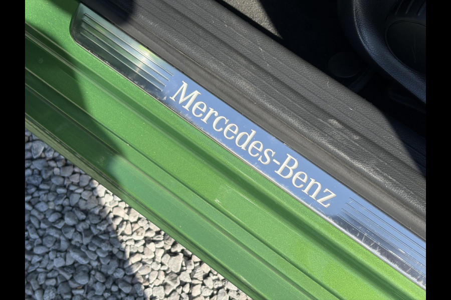 Mercedes-Benz A-Klasse 160 Ambition Automaat l Dealer Onderhouden l Pano l Carplay l Stoelverw l Navi l Halfleder l Pdc l LED l Clima l Cruise l Lm velgen l 102pk l N.A.P l Apk tot 07-2027