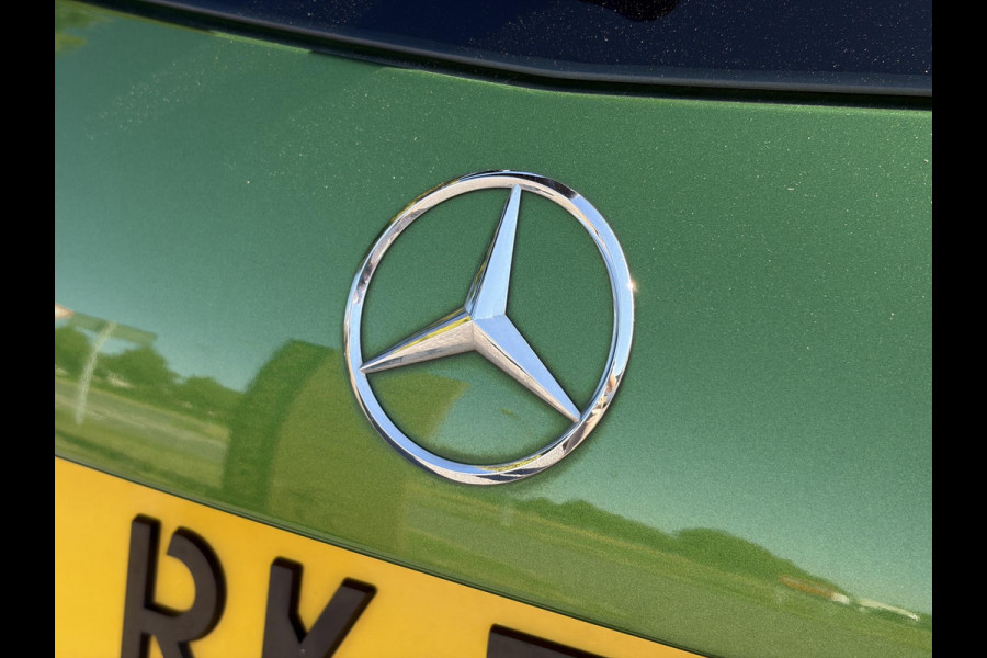Mercedes-Benz A-Klasse 160 Ambition Automaat l Dealer Onderhouden l Pano l Carplay l Stoelverw l Navi l Halfleder l Pdc l LED l Clima l Cruise l Lm velgen l 102pk l N.A.P l Apk tot 07-2027