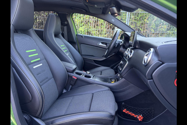 Mercedes-Benz A-Klasse 160 Ambition Automaat l Dealer Onderhouden l Pano l Carplay l Stoelverw l Navi l Halfleder l Pdc l LED l Clima l Cruise l Lm velgen l 102pk l N.A.P l Apk tot 07-2027