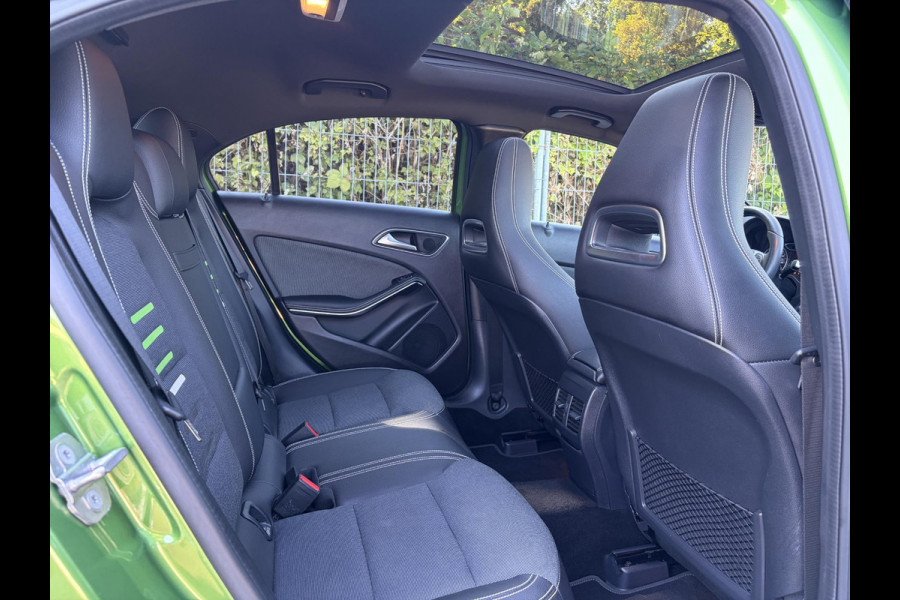Mercedes-Benz A-Klasse 160 Ambition Automaat l Dealer Onderhouden l Pano l Carplay l Stoelverw l Navi l Halfleder l Pdc l LED l Clima l Cruise l Lm velgen l 102pk l N.A.P l Apk tot 07-2027