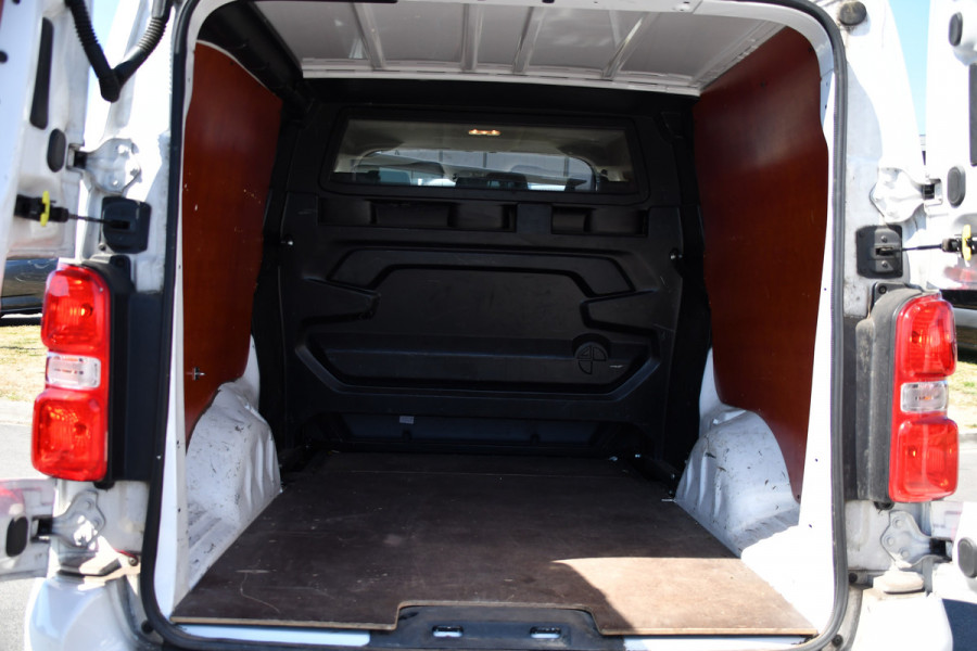Citroën Jumpy 2.0 BlueHDI 120 L3 PB Edition Camera, Cruise, Carplay, Clima, 122pk, Trekhaak, 6 zitplaatsen, Sensoren, Multimedia, Uniek!