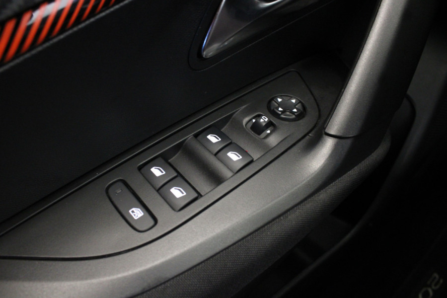 Peugeot 2008 1.2 PureTech Active Pack