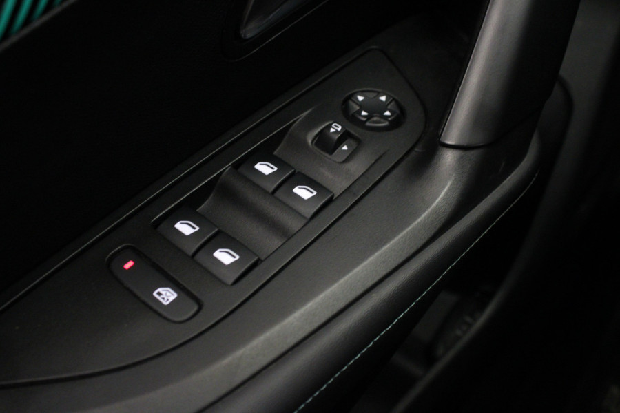 Peugeot 2008 1.2 PureTech Allure Pack