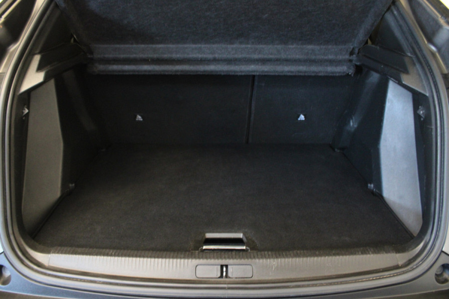 Peugeot 2008 1.2 PureTech Allure Pack