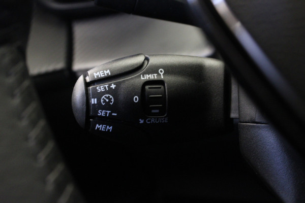 Peugeot 208 1.2 PureTech 75 Active Carplay