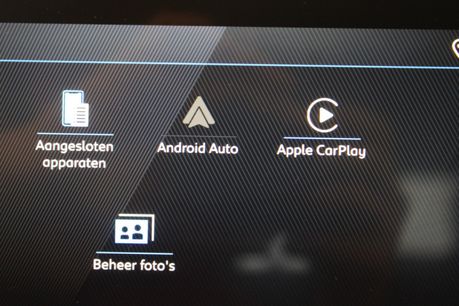 Peugeot 208 1.2 PureTech 75 Active Carplay