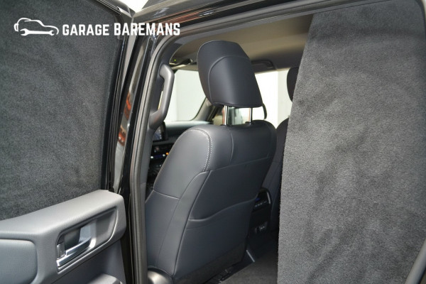 Toyota Land Cruiser 250 2.8 D-4D Blind Van Navigator
