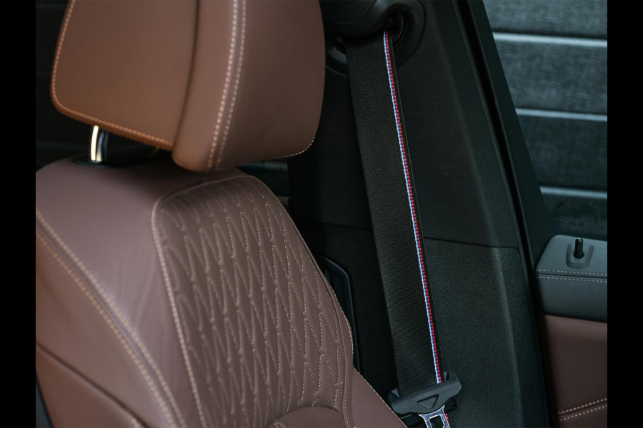 BMW X5 xDrive50e M-Sport Pro | Panoramadak | HUD | Harman/Kardon | Active Cruise | 360 Camera | Stoelverwarming + Ventialatie | Memory Seats | BMW Gesture Control | Ambiance Interieur |