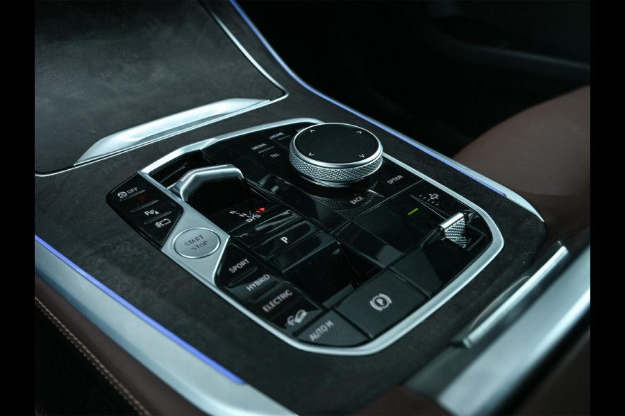 BMW X5 xDrive50e M-Sport Pro | Panoramadak | HUD | Harman/Kardon | Active Cruise | 360 Camera | Stoelverwarming + Ventialatie | Memory Seats | BMW Gesture Control | Ambiance Interieur |