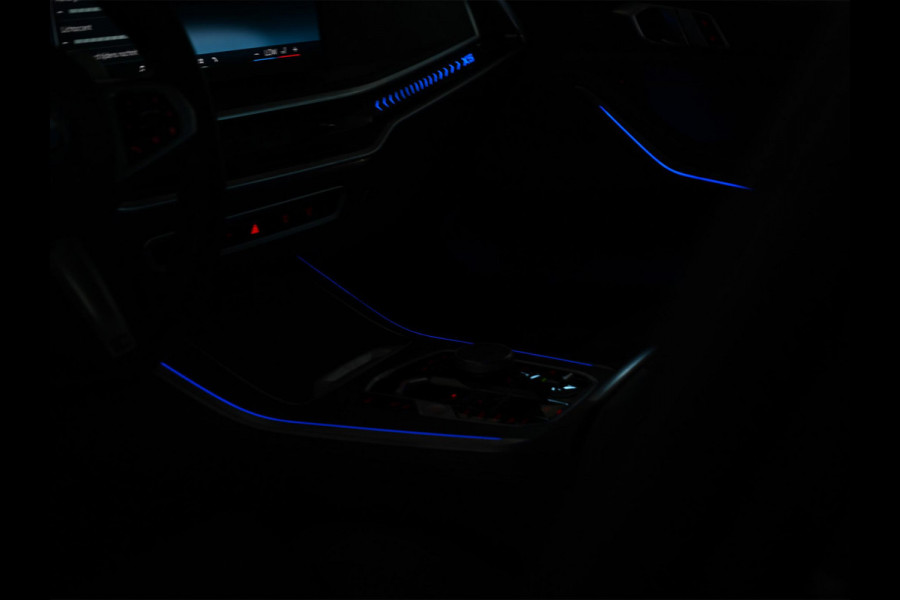 BMW X5 xDrive50e M-Sport Pro | Panoramadak | HUD | Harman/Kardon | Active Cruise | 360 Camera | Stoelverwarming + Ventialatie | Memory Seats | BMW Gesture Control | Ambiance Interieur |