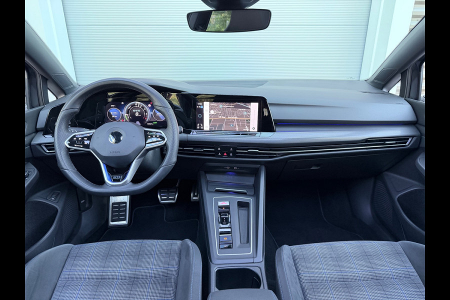 Volkswagen Golf 1.4 eHybrid GTE Pano/Matrix/HuD