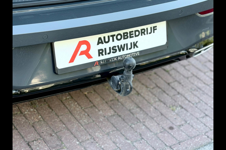 Volkswagen Golf 1.5 TSI 3x R-Line Pano/Matrix/Camera