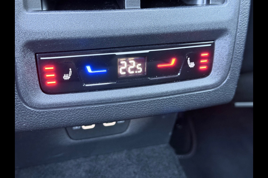 Volkswagen Golf 1.5 TSI 3x R-Line Pano/Matrix/Camera