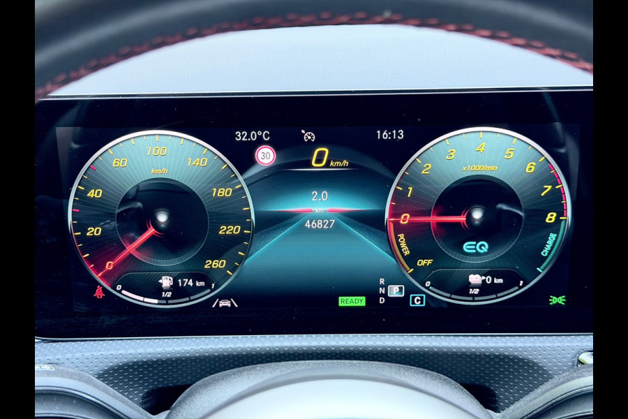 Mercedes-Benz A-Klasse 250 e Premium Pano/Sfeer/Blindspot