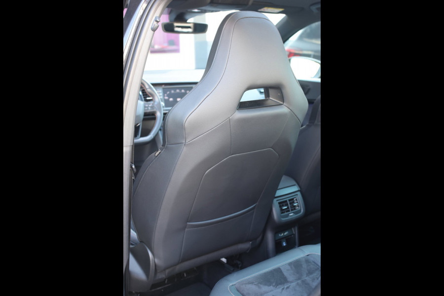 CUPRA Ateca 2.0 TSI 4DRIVE *Pano*Kuipstoelen*Remus*Trekhaak*Beats*
