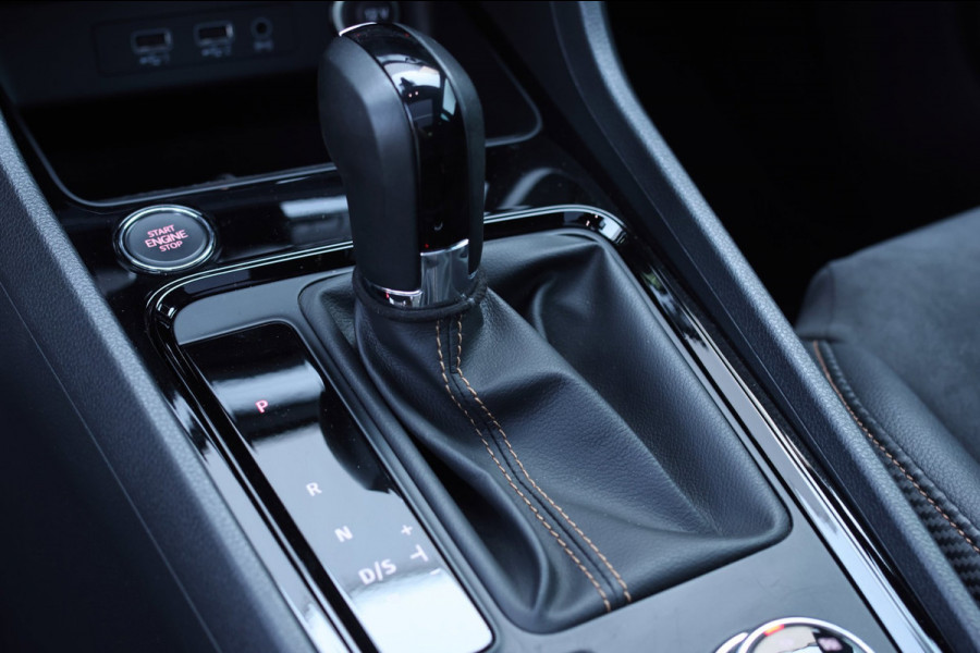 CUPRA Ateca 2.0 TSI 4DRIVE *Pano*Kuipstoelen*Remus*Trekhaak*Beats*