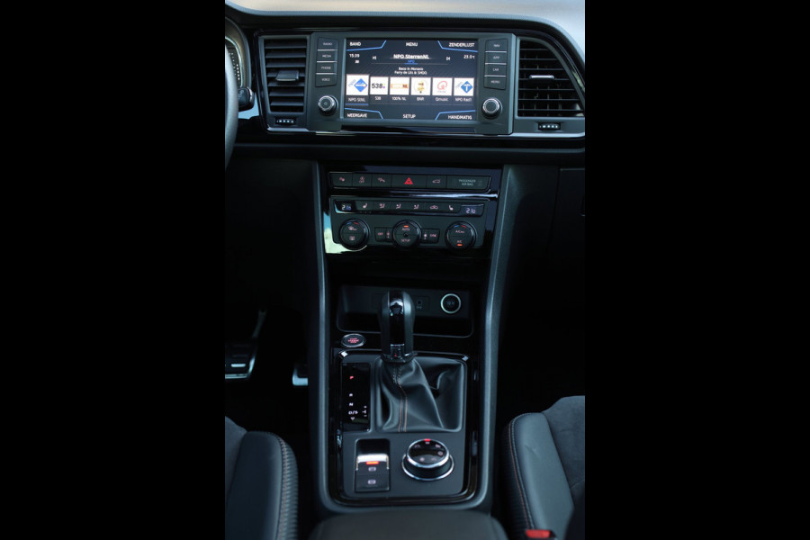 CUPRA Ateca 2.0 TSI 4DRIVE *Pano*Kuipstoelen*Remus*Trekhaak*Beats*