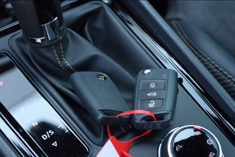 CUPRA Ateca 2.0 TSI 4DRIVE *Pano*Kuipstoelen*Remus*Trekhaak*Beats*