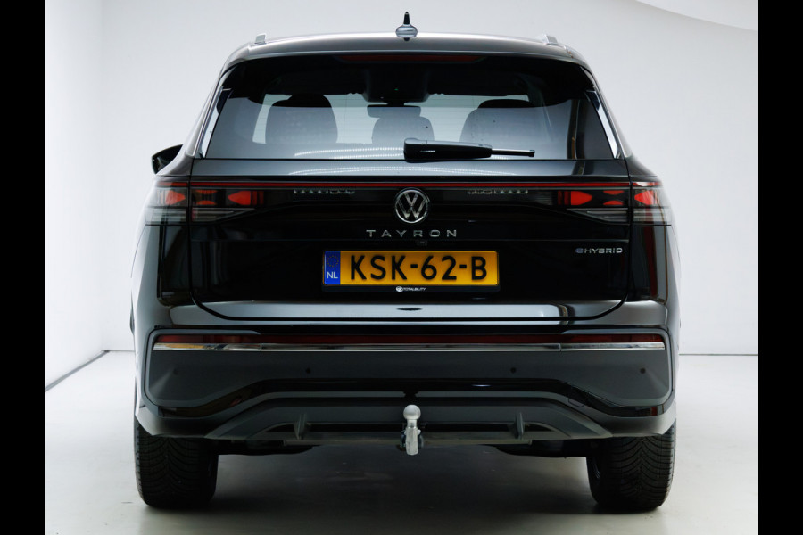 Volkswagen Tayron 1.5 eHybrid Elegance Business | IQ Led | Elec. trekhaak | Stoel- & Stuur verw. | 18" LMV | Elec. achterklep | Navigatie, Travel assist, Geluidswerend glas, All season banden