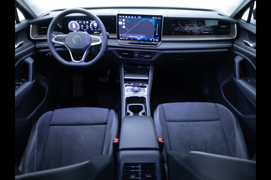 Volkswagen Tayron 1.5 eHybrid Elegance Business | IQ Led | Elec. trekhaak | Stoel- & Stuur verw. | 18" LMV | Elec. achterklep | Navigatie, Travel assist, Geluidswerend glas, All season banden