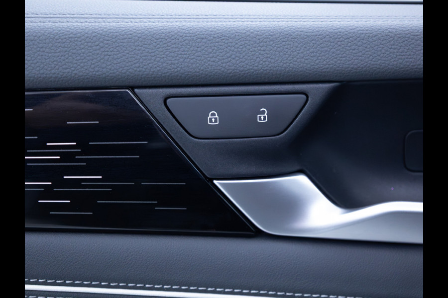 Volkswagen Tayron 1.5 eHybrid Elegance Business | IQ Led | Elec. trekhaak | Stoel- & Stuur verw. | 18" LMV | Elec. achterklep | Navigatie, Travel assist, Geluidswerend glas, All season banden