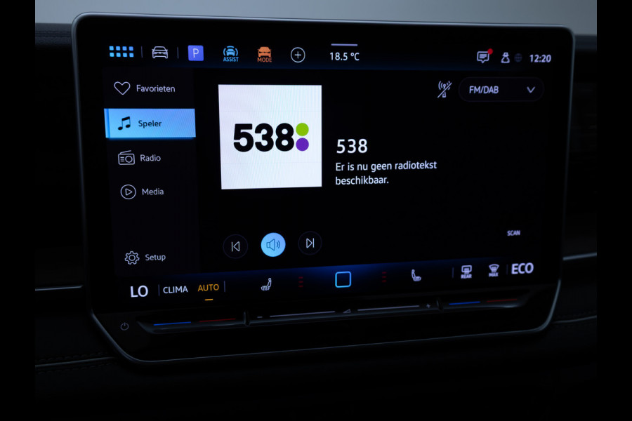 Volkswagen Tayron 1.5 eHybrid Elegance Business | IQ Led | Elec. trekhaak | Stoel- & Stuur verw. | 18" LMV | Elec. achterklep | Navigatie, Travel assist, Geluidswerend glas, All season banden