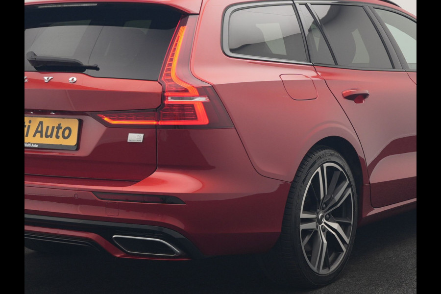 Volvo V60 T6 Recharge AWD R-Design PHEV 340pk Dealer O.H | Trehaak Af Fabriek | Camera | Lederen Sportstoelen Memory & Verwarmd | Cruise Control | Pilot Assist | Apple Carplay | Keyless | Stuurverwarming | Virtual | Navigatie | DAB | 19"L.M | Plug In Hybrid |