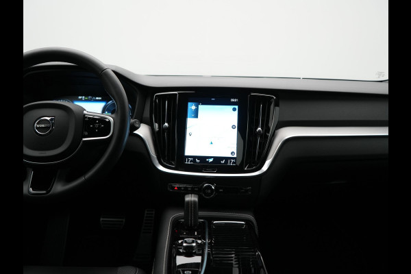 Volvo V60 T6 Recharge AWD R-Design PHEV 340pk Dealer O.H | Trehaak Af Fabriek | Camera | Lederen Sportstoelen Memory & Verwarmd | Cruise Control | Pilot Assist | Apple Carplay | Keyless | Stuurverwarming | Virtual | Navigatie | DAB | 19"L.M | Plug In Hybrid |