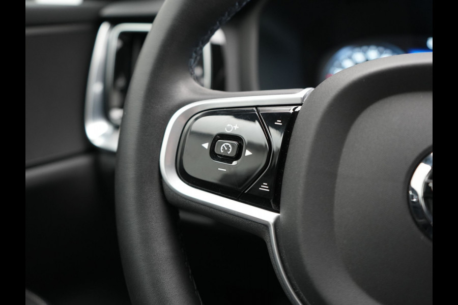 Volvo V60 T6 Recharge AWD R-Design PHEV 340pk Dealer O.H | Trehaak Af Fabriek | Camera | Lederen Sportstoelen Memory & Verwarmd | Cruise Control | Pilot Assist | Apple Carplay | Keyless | Stuurverwarming | Virtual | Navigatie | DAB | 19"L.M | Plug In Hybrid |