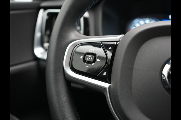 Volvo V60 T6 Recharge AWD R-Design PHEV 340pk Dealer O.H | Trehaak Af Fabriek | Camera | Lederen Sportstoelen Memory & Verwarmd | Cruise Control | Pilot Assist | Apple Carplay | Keyless | Stuurverwarming | Virtual | Navigatie | DAB | 19"L.M | Plug In Hybrid |
