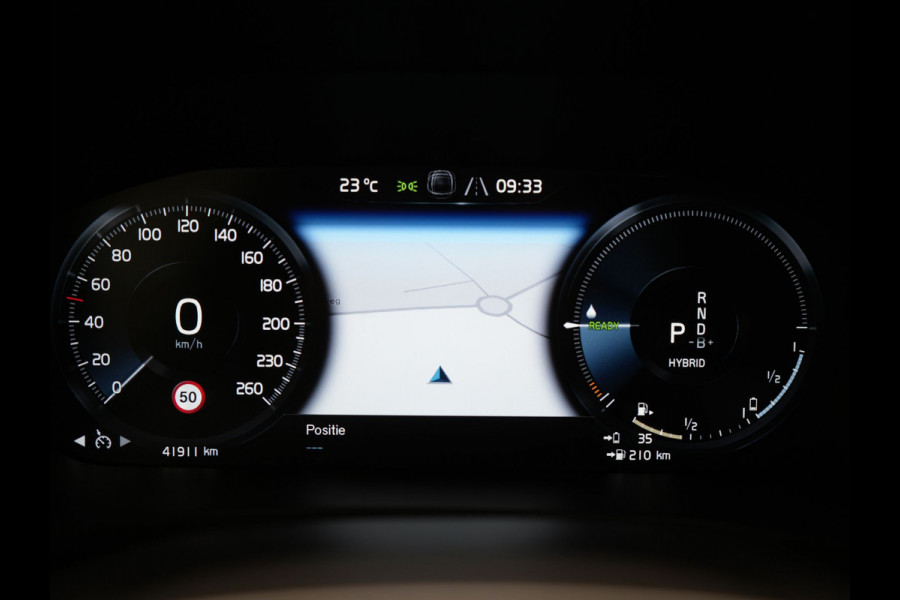 Volvo V60 T6 Recharge AWD R-Design PHEV 340pk Dealer O.H | Trehaak Af Fabriek | Camera | Lederen Sportstoelen Memory & Verwarmd | Cruise Control | Pilot Assist | Apple Carplay | Keyless | Stuurverwarming | Virtual | Navigatie | DAB | 19"L.M | Plug In Hybrid |