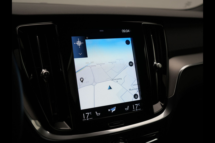 Volvo V60 T6 Recharge AWD R-Design PHEV 340pk Dealer O.H | Trehaak Af Fabriek | Camera | Lederen Sportstoelen Memory & Verwarmd | Cruise Control | Pilot Assist | Apple Carplay | Keyless | Stuurverwarming | Virtual | Navigatie | DAB | 19"L.M | Plug In Hybrid |