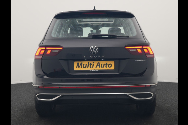 Volkswagen Tiguan 1.4 TSI eHybrid Elegance PHEV 245pk Dealer O.H | Trekhaak Af Fabriek | Panodak | Adaptive Cruise | IQ Light | 360 Camera | Lederen Sportstoelen Memory & Verwarmd | Travel Assist | Apple Carplay | Keyless | Stuurverwarming | BLIS | Virtual | Navigatie | DAB | 18"L.M | Plug In Hybrid |